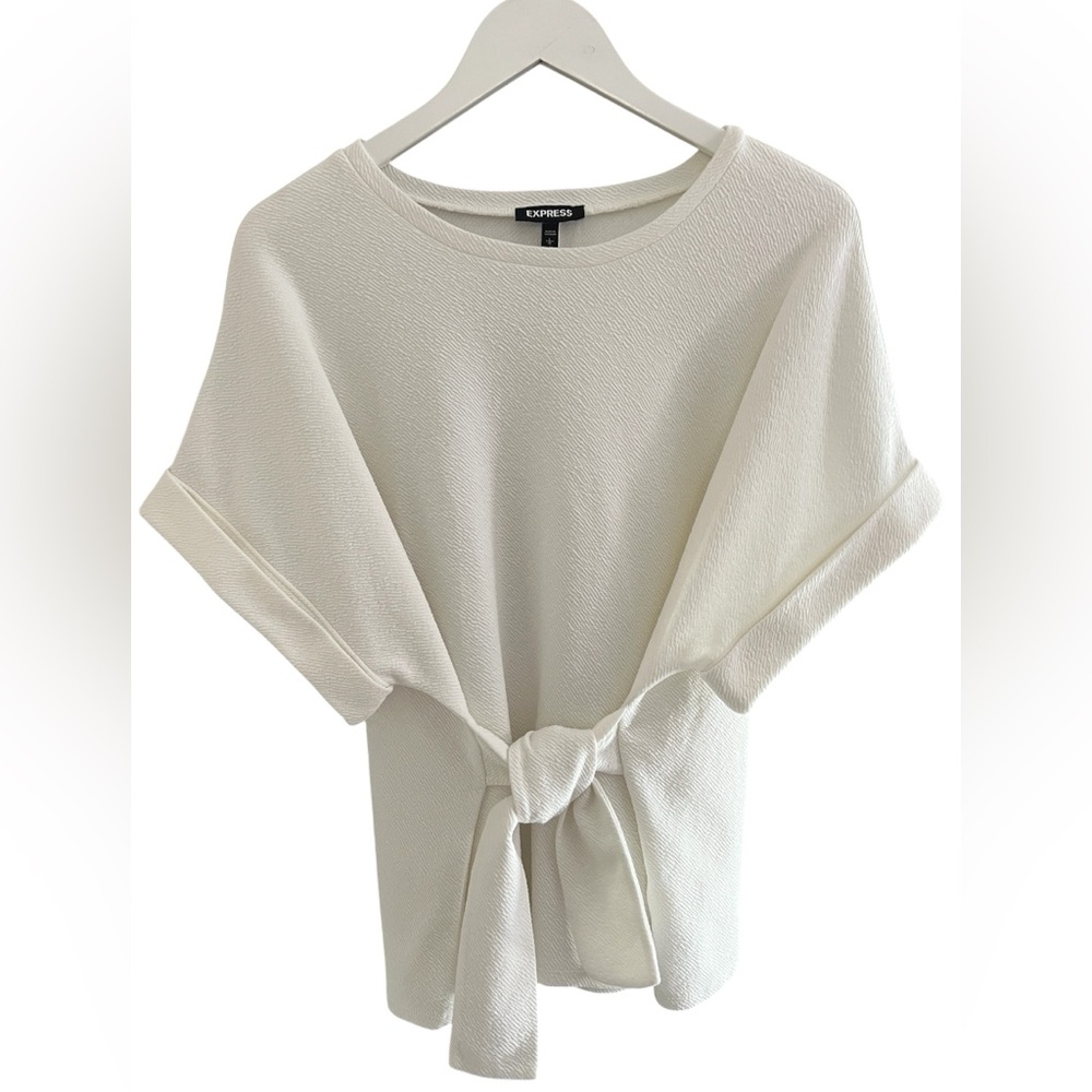 Express Women’s White Textured Short Sleeve Tie-Waist Top Size Large